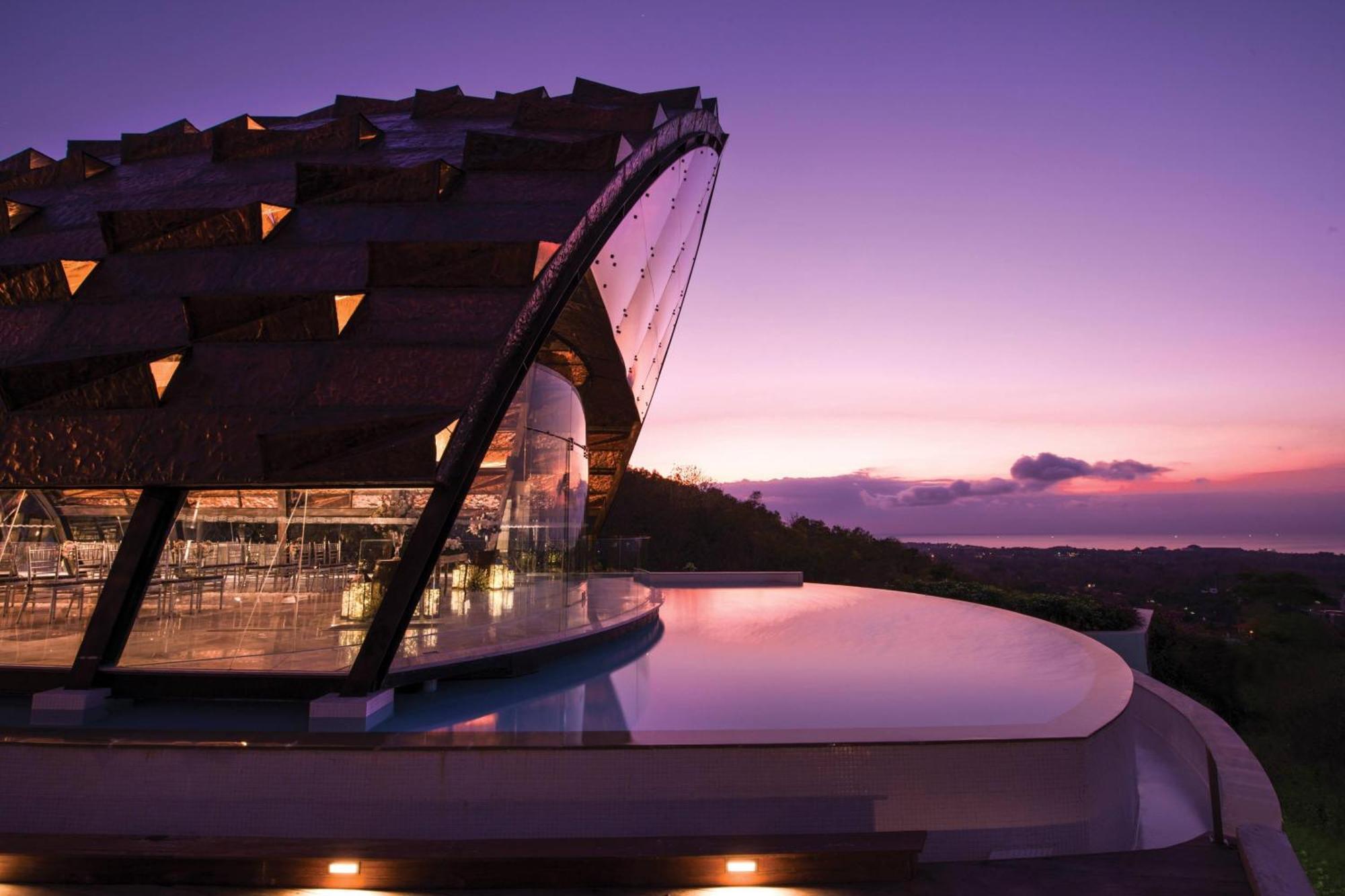 Renaissance Bali Uluwatu Resort & Spa Ungasan Zewnętrze zdjęcie The Sky Bar at the Bvlgari Resort, Bali