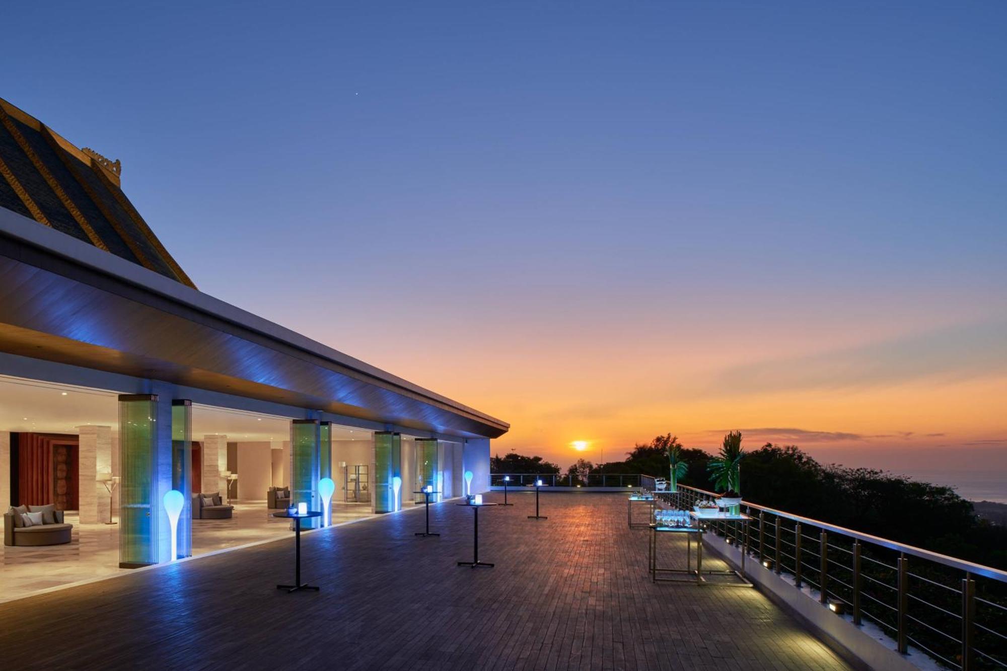 Renaissance Bali Uluwatu Resort & Spa Ungasan Zewnętrze zdjęcie The 19th floor of the hotel